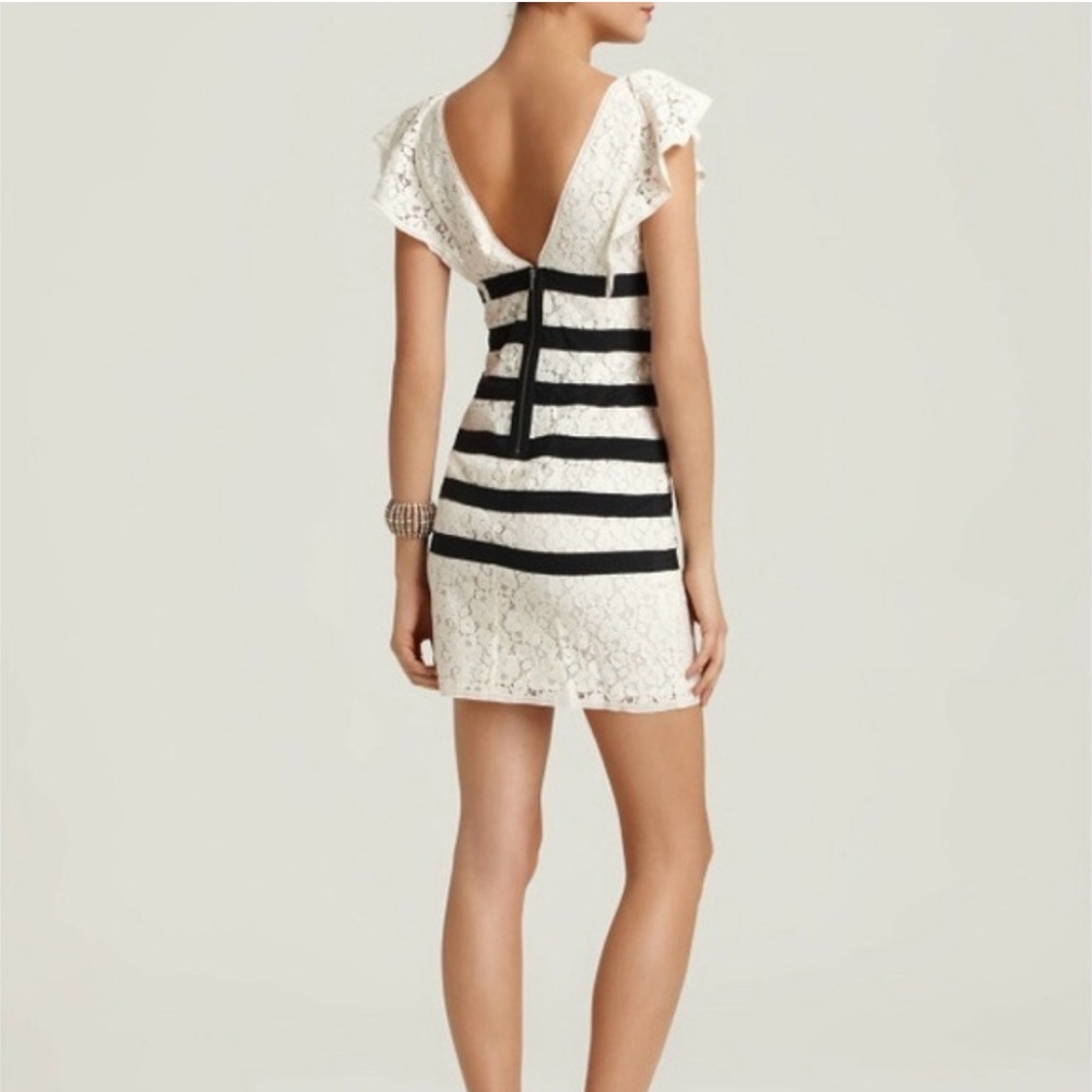 NWT BCBGMaxAzria Renata Black Striped & 💯 Silk Ivory Laced Dress size 6
